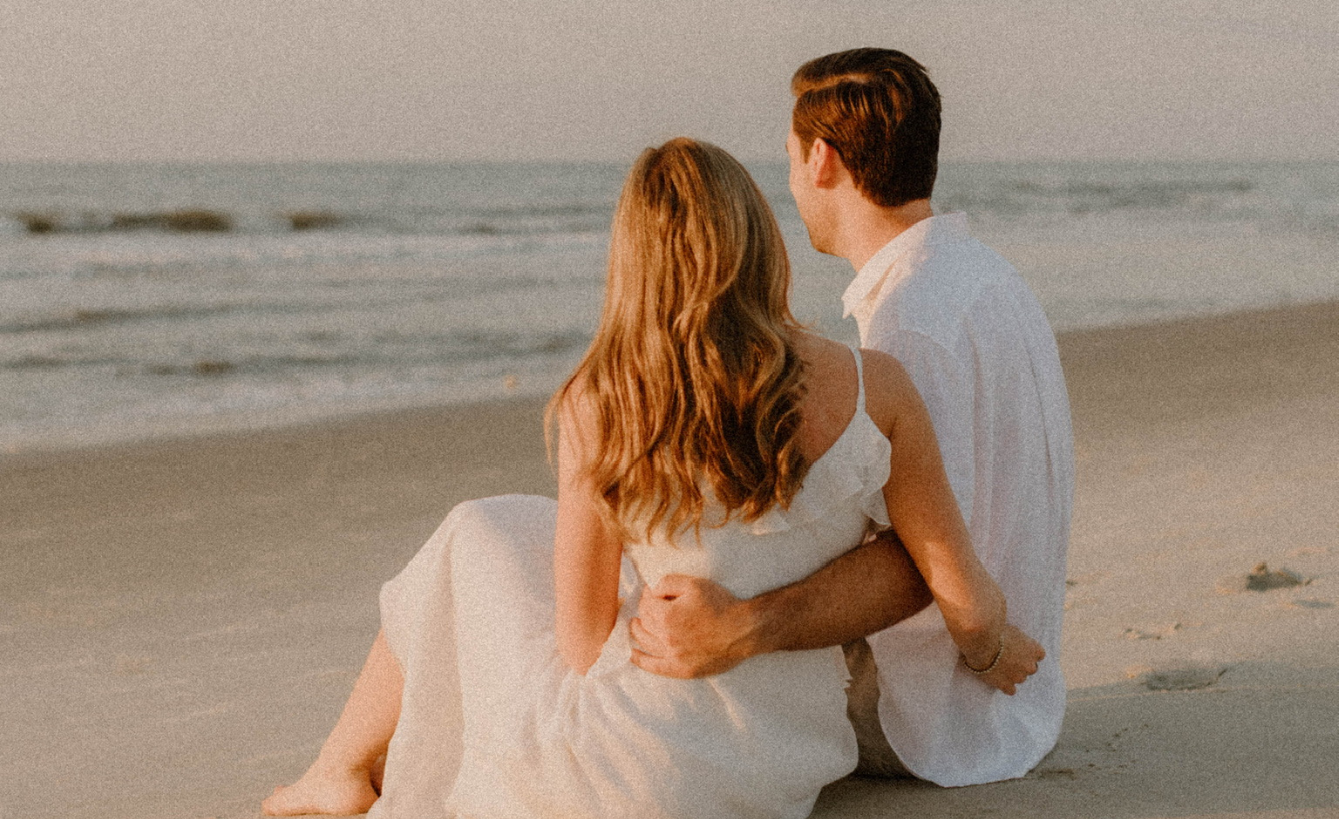 Bryce and Kayleigh engagement photo